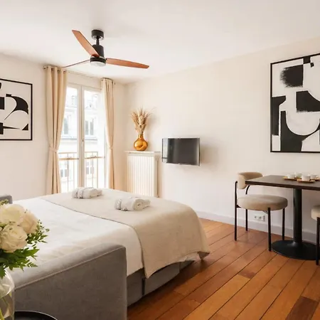 Le Marais - Prestige With Lift *