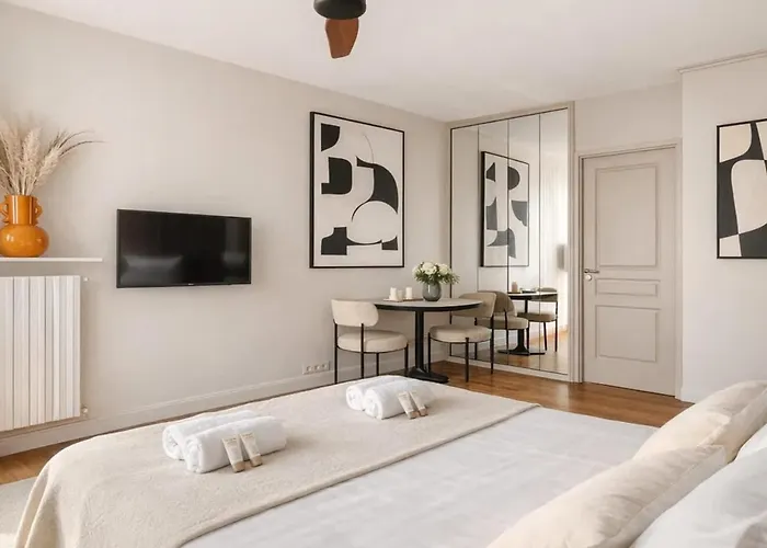 Le Marais - Prestige With Lift Апартаменты *